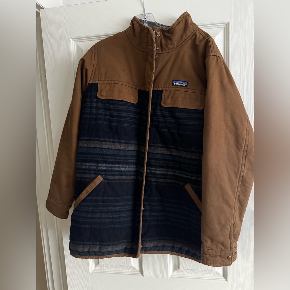 Women’s Patagonia canvas jacket